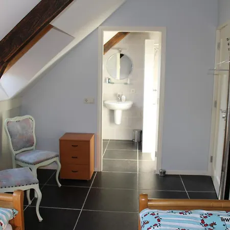 Ottenskamp4 En Het Achterhuis * Siebengewald