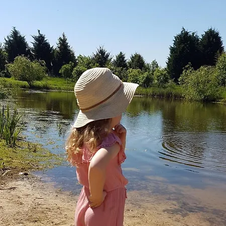 Ottenskamp4 En Het Achterhuis בית נופש